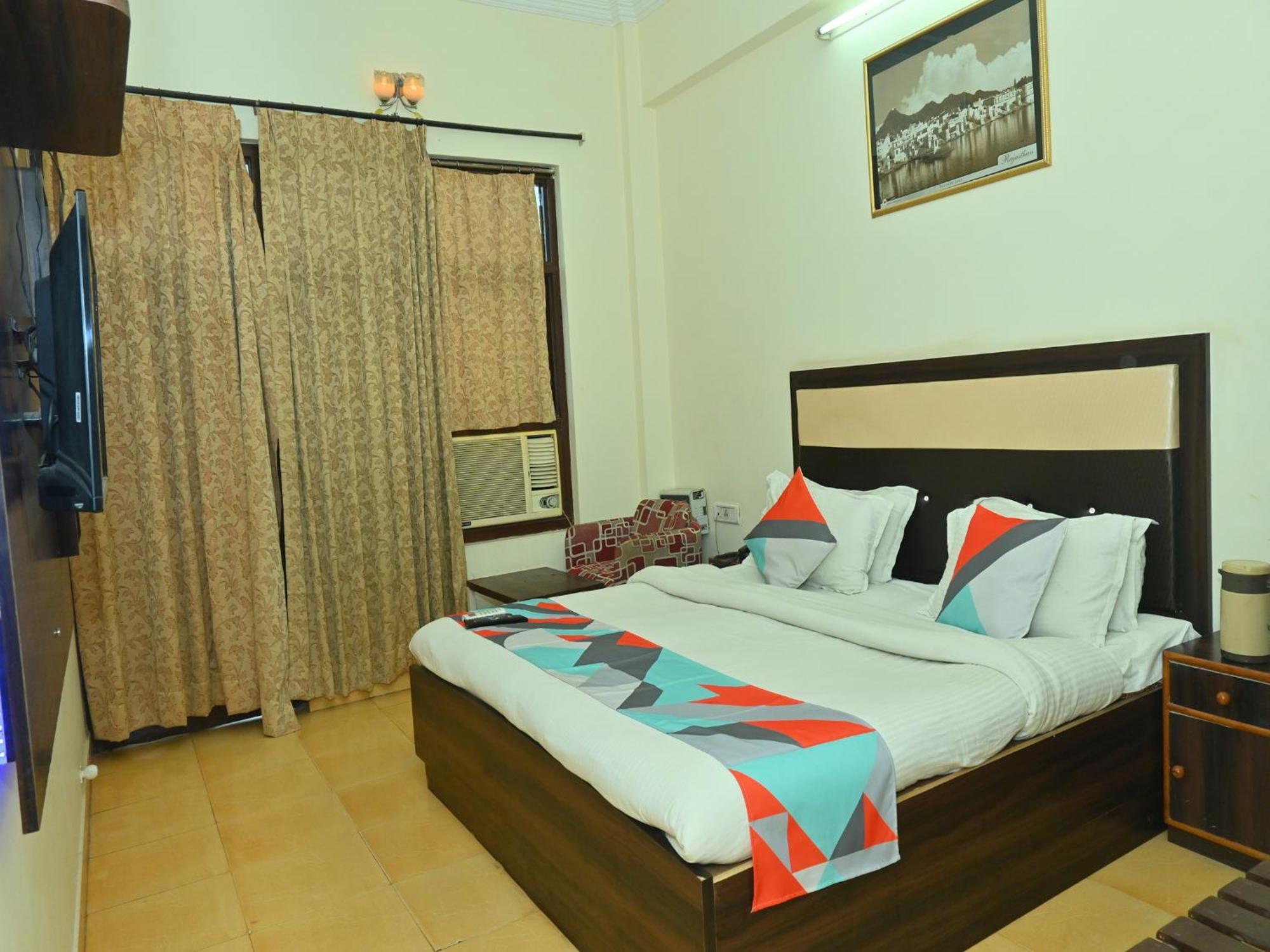 Goyal Plaza Hotel 5 Mint. Waling Distance From Pushkar Lake Exterior photo